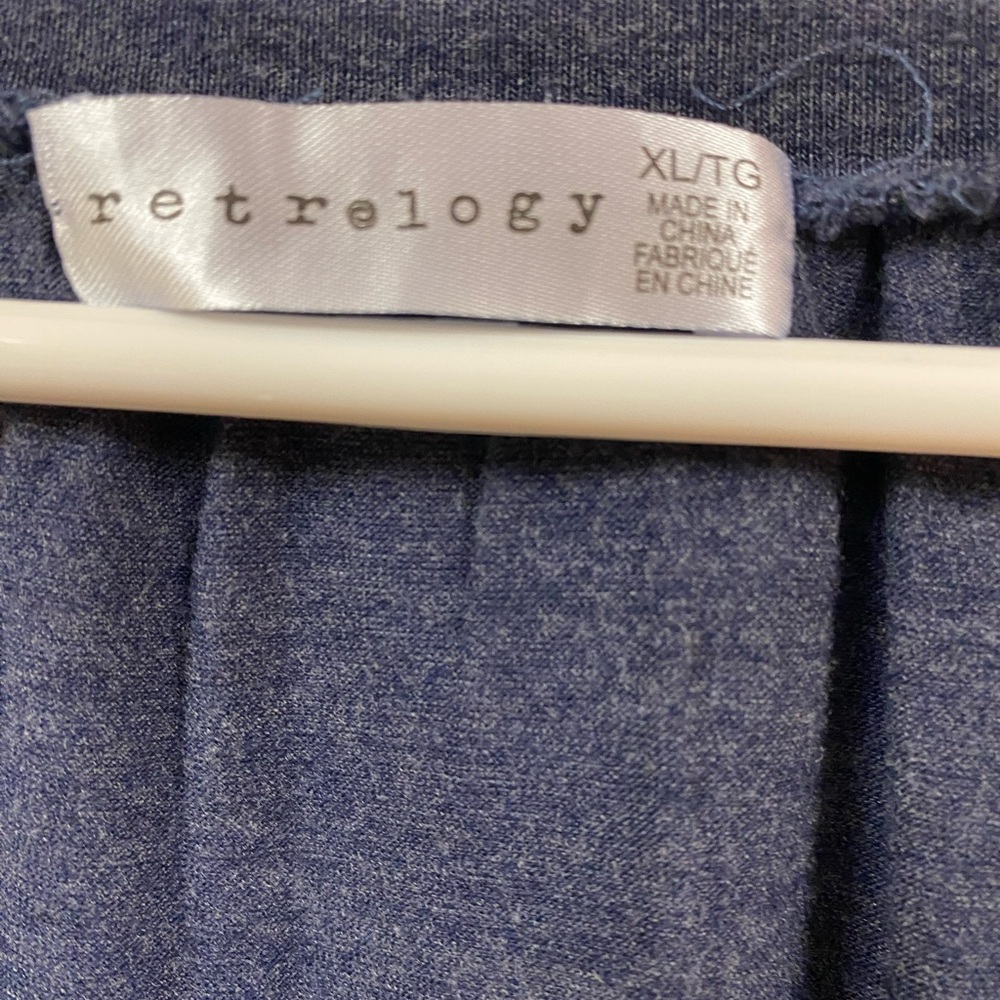Women's Navy Blue Top Retrology - Picture 3 of 3
